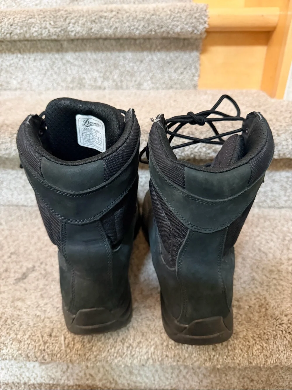 Danner Descender Men’s 8” Black Gore Tex Boots. SZ  10.5. Suede. Work Boots.